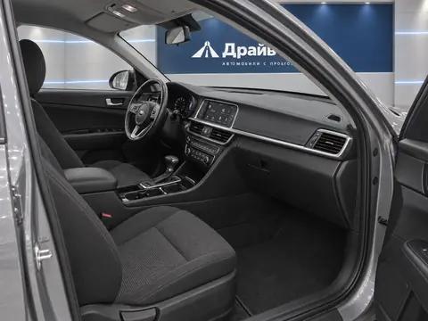 Kia Optima 2018, салон