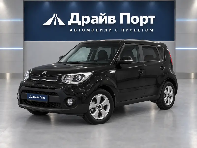 Kia Soul 2018 — с пробегом, внедорожник, черный, вид спереди