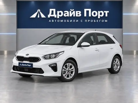 Kia Cee'd 2020, вид спереди