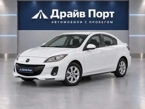 Mazda 3 2012, вид спереди