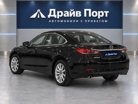 Mazda 6 2014, вид сзади