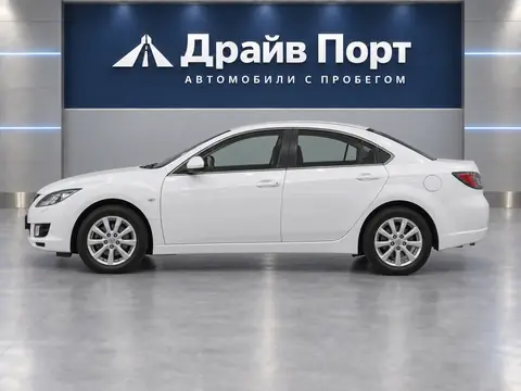 Mazda 6 2008, вид сбоку