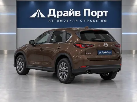 Mazda CX-5 2026, вид сзади