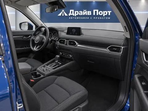 Mazda CX-5 2017, салон