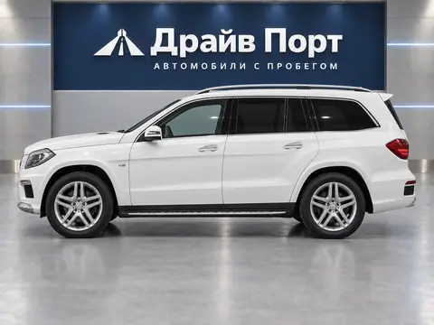 Mercedes-Benz GL 500 4MATIC 2014, вид сбоку