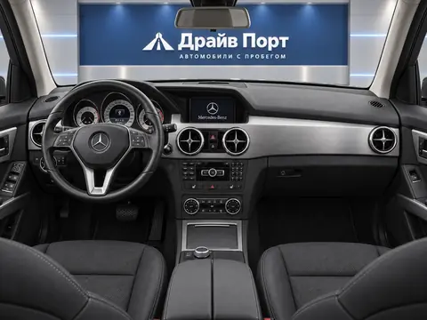 Mercedes-Benz GLK 250 4MATIC 2014, панель приборов