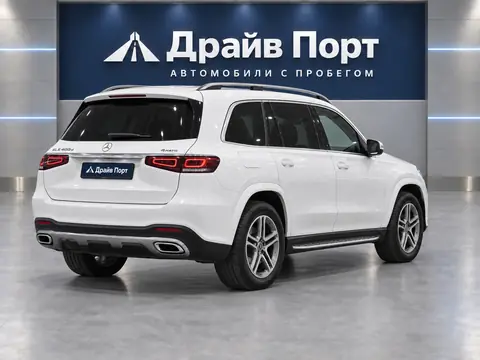 Mercedes-Benz GLS 2021, вид сзади