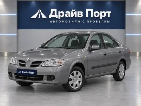 Nissan Almera 2005, вид спереди