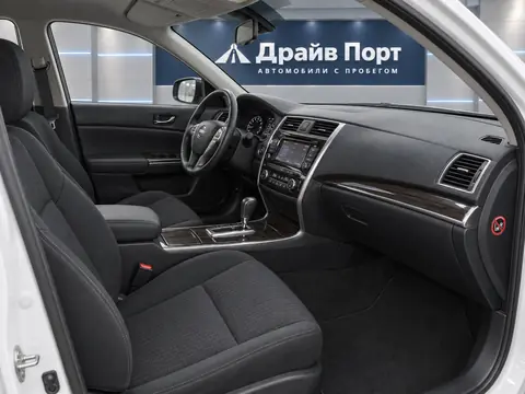 Nissan Teana 2015, салон