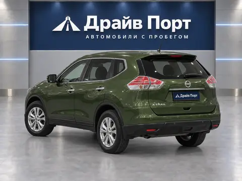Nissan X-Trail 2015, вид сзади