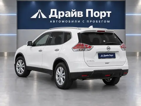 Nissan X-Trail 2018, вид сзади