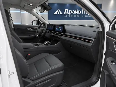 Omoda C5 2022, салон