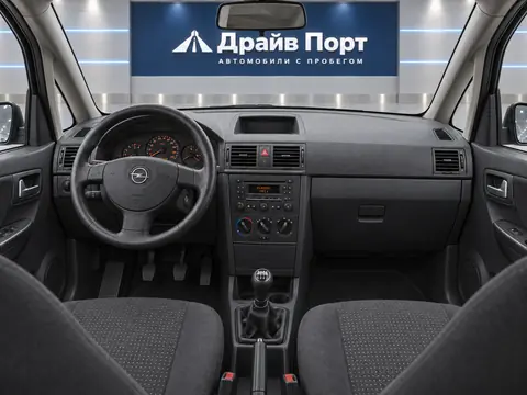 Opel Meriva 2004, панель приборов