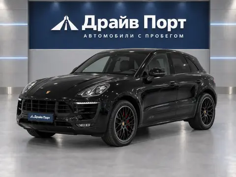 Porsche Macan GTS 2016, вид спереди