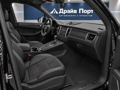 Porsche Macan GTS 2016, салон