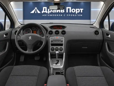 Peugeot 308 2008, панель приборов