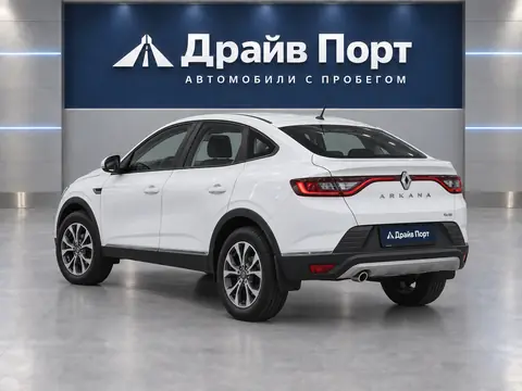 Renault Arkana 2021, вид сзади
