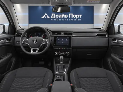 Renault Arkana 2021, панель приборов