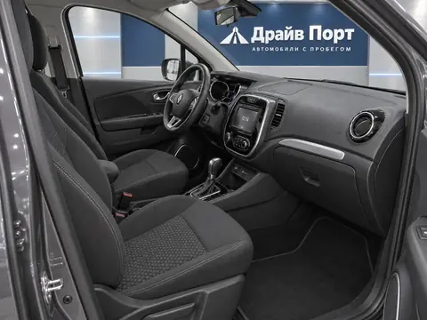 Renault Kaptur 2019, салон