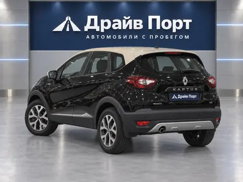 Renault Kaptur 2018, вид сзади