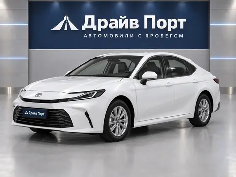 Toyota Camry 2026, вид спереди