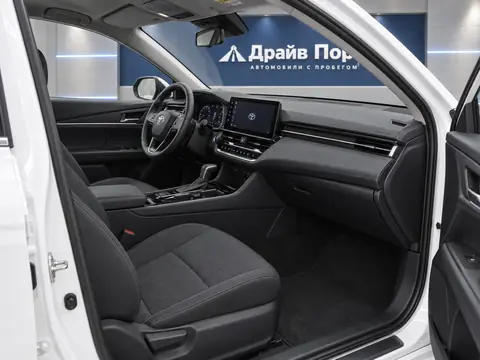 Toyota Camry 2026, салон