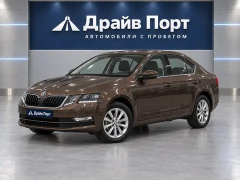 Skoda Octavia 2020, вид спереди