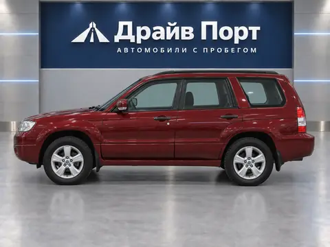Subaru Forester 2006, вид сбоку