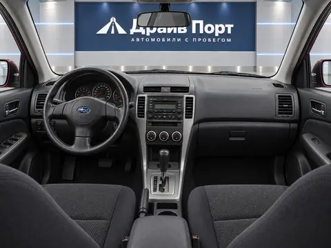 Subaru Forester 2006, панель приборов