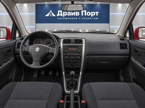 Suzuki Liana 2006, панель приборов