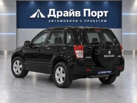 Suzuki Grand Vitara 2010, вид сзади