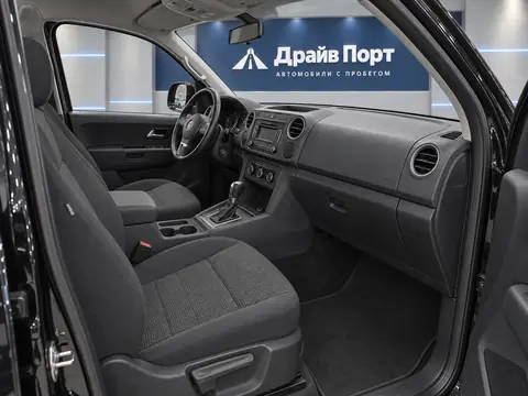 Volkswagen Amarok 2012, салон
