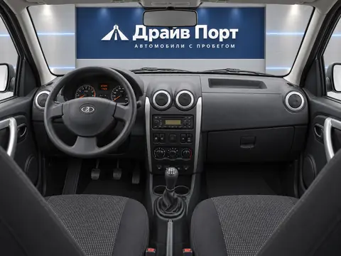 Lada Largus 2016, панель приборов
