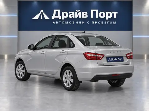 Lada Vesta 2018, вид сзади