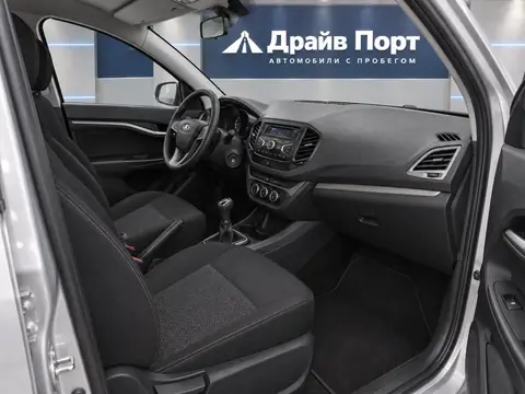 Lada Vesta 2018, салон