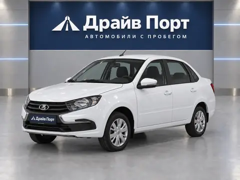 Lada Granta 2024, вид спереди