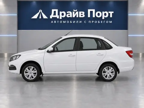 Lada Granta 2024, вид сбоку