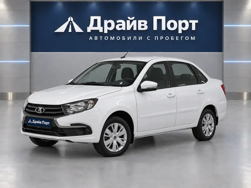 Lada Granta 2024 — с пробегом, седан, белый, вид спереди
