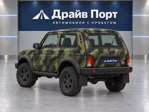 Lada 4x4 Бронто 2017, вид сзади