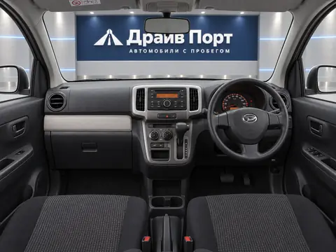 Daihatsu Boon 2014, панель приборов